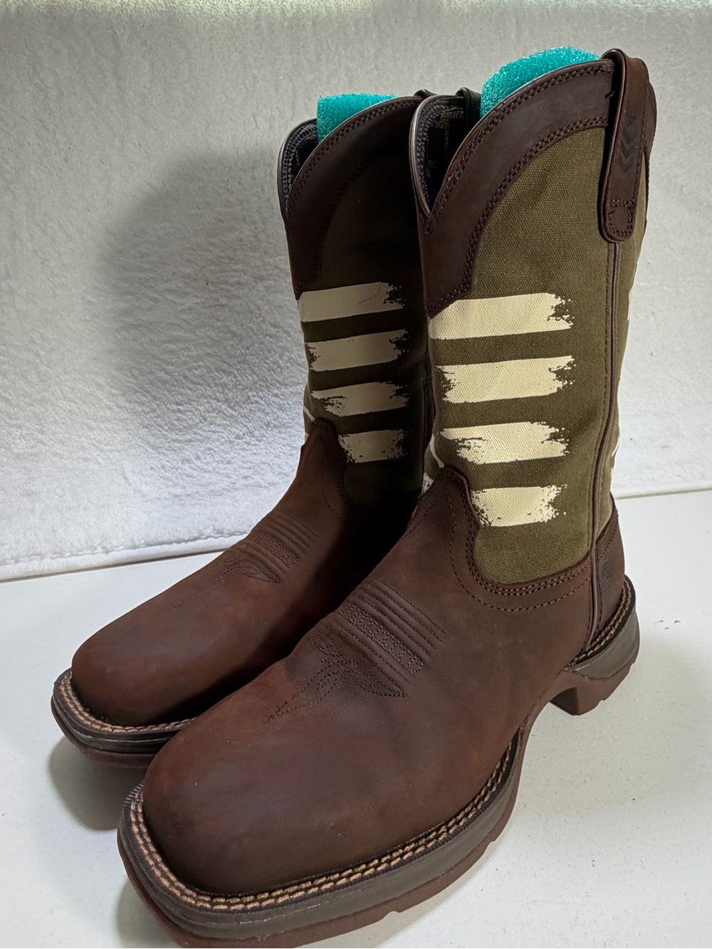 Durango Rebel USA Flag Western Cowboy Boots Brown Green Men 7 M NWOT